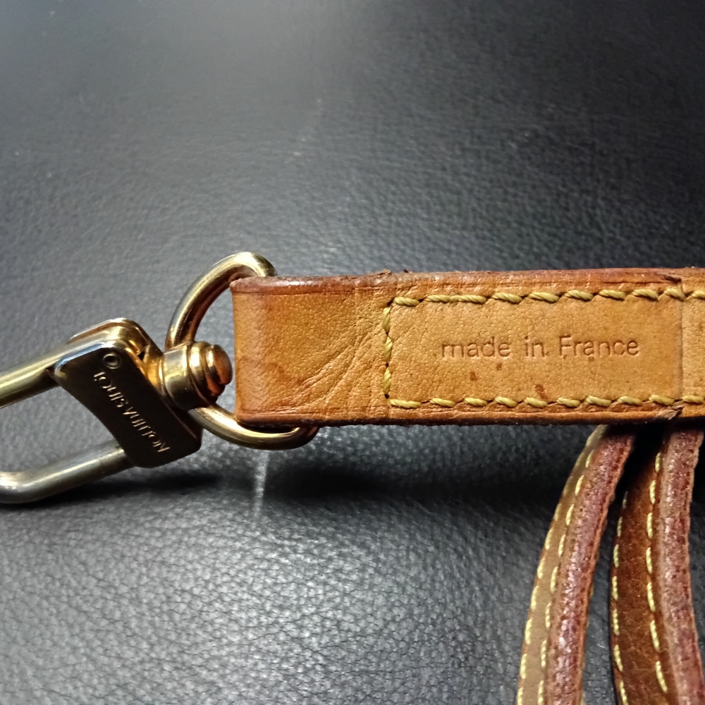 Long Louis Vuitton Authentic Leather Shoulder Strap Crossbody - Picture 3 of 7